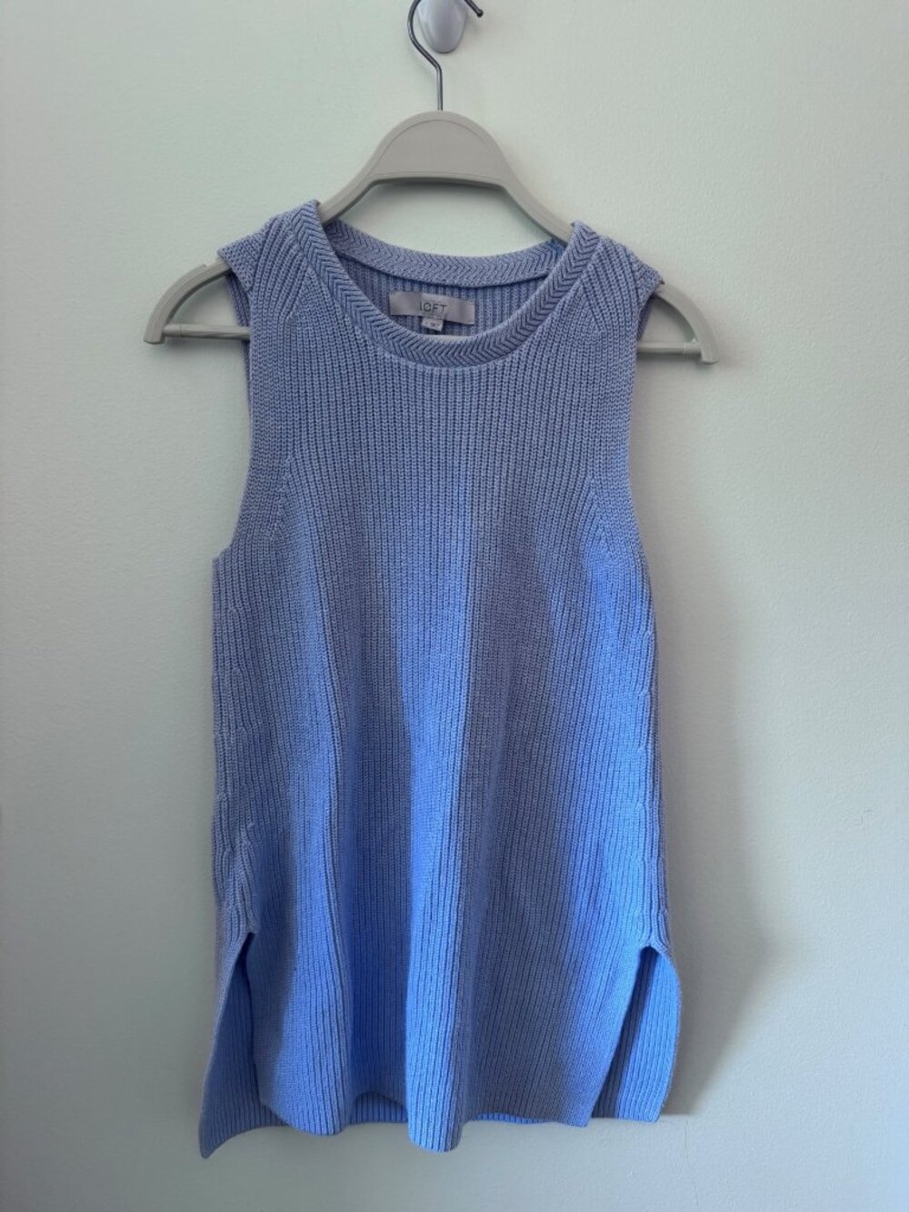 Ann Taylor Loft Light Blue Sleeveless Blue Sweater Size Sm